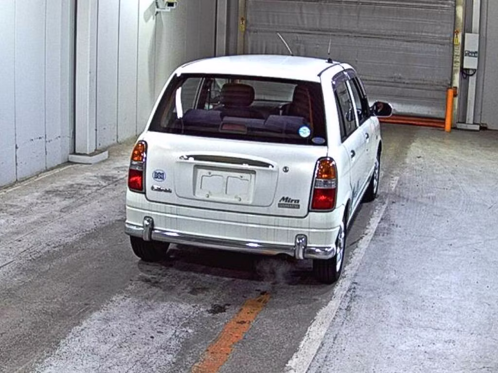DAIHATSU MIRA GINO