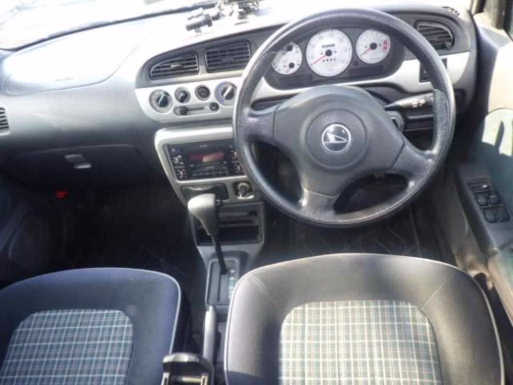 DAIHATSU MIRA GINO