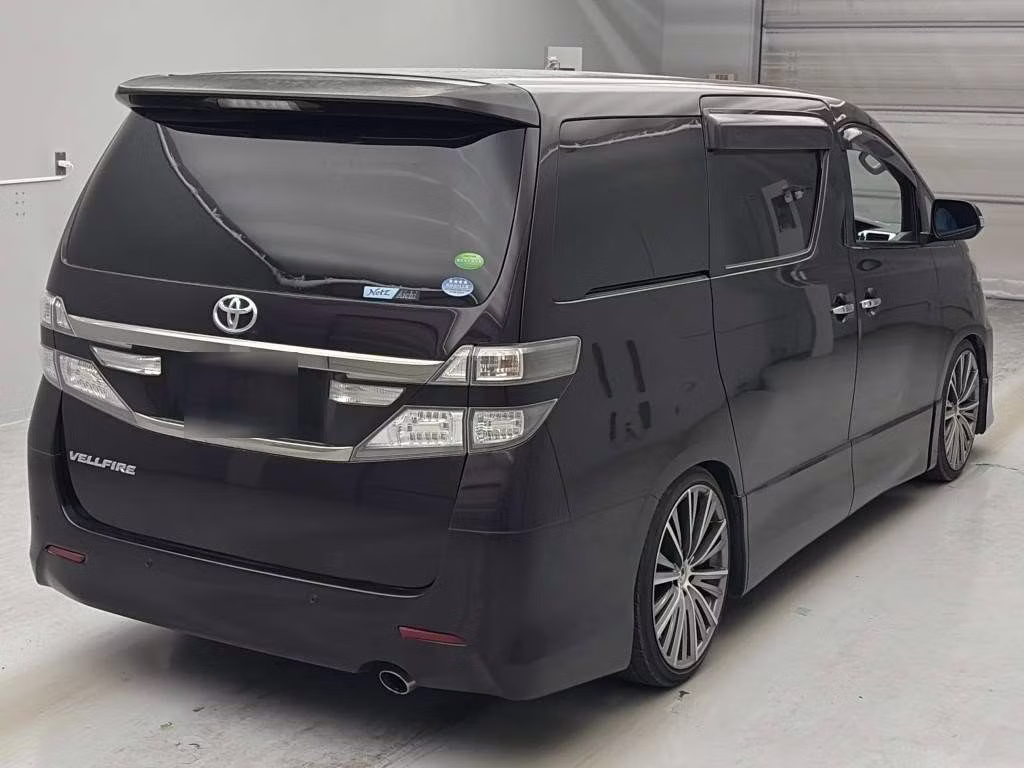 TOYOTA VELLFIRE
