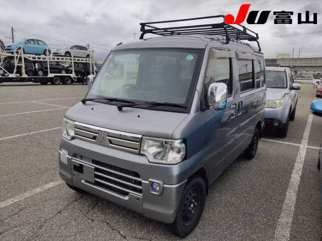 MITSUBISHI MINICAB