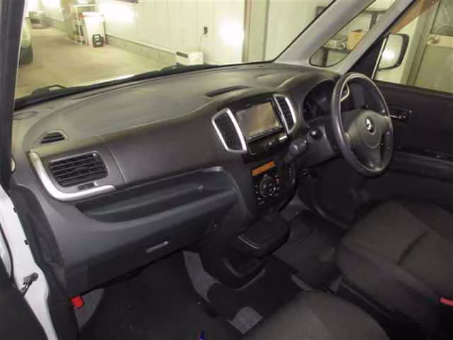 MITSUBISHI DELICA D:2