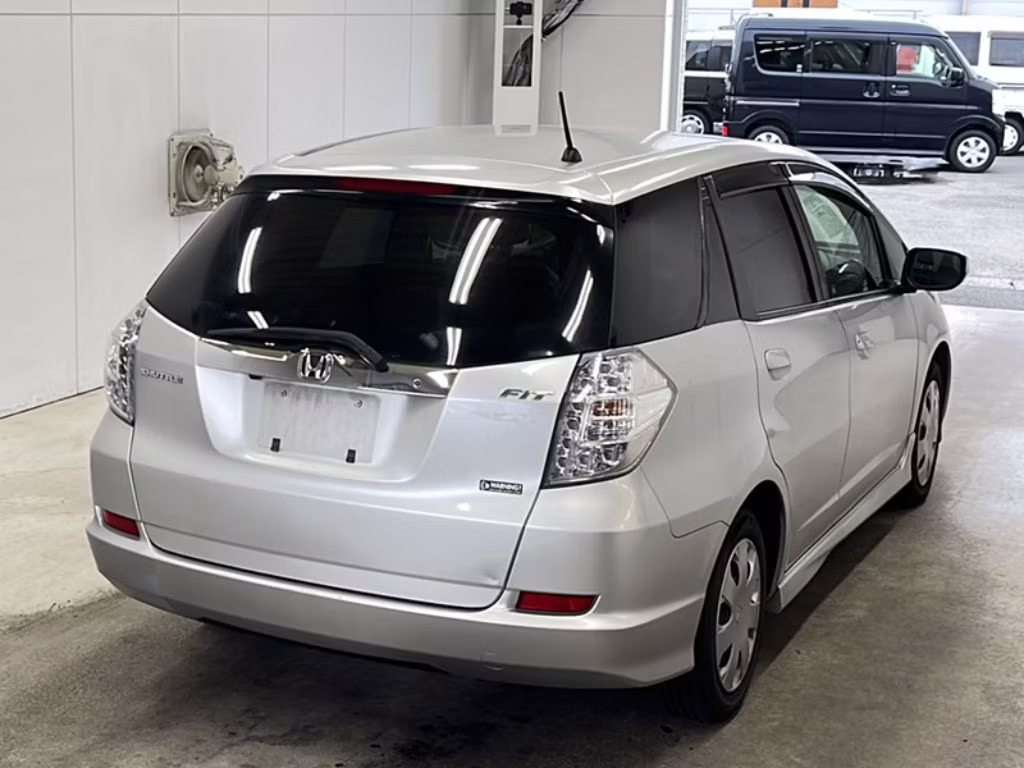 HONDA FIT SHUTTLE