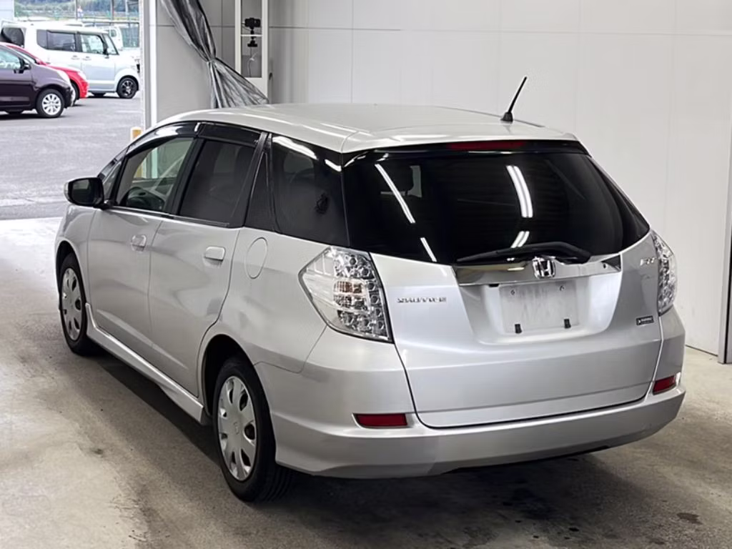 HONDA FIT SHUTTLE