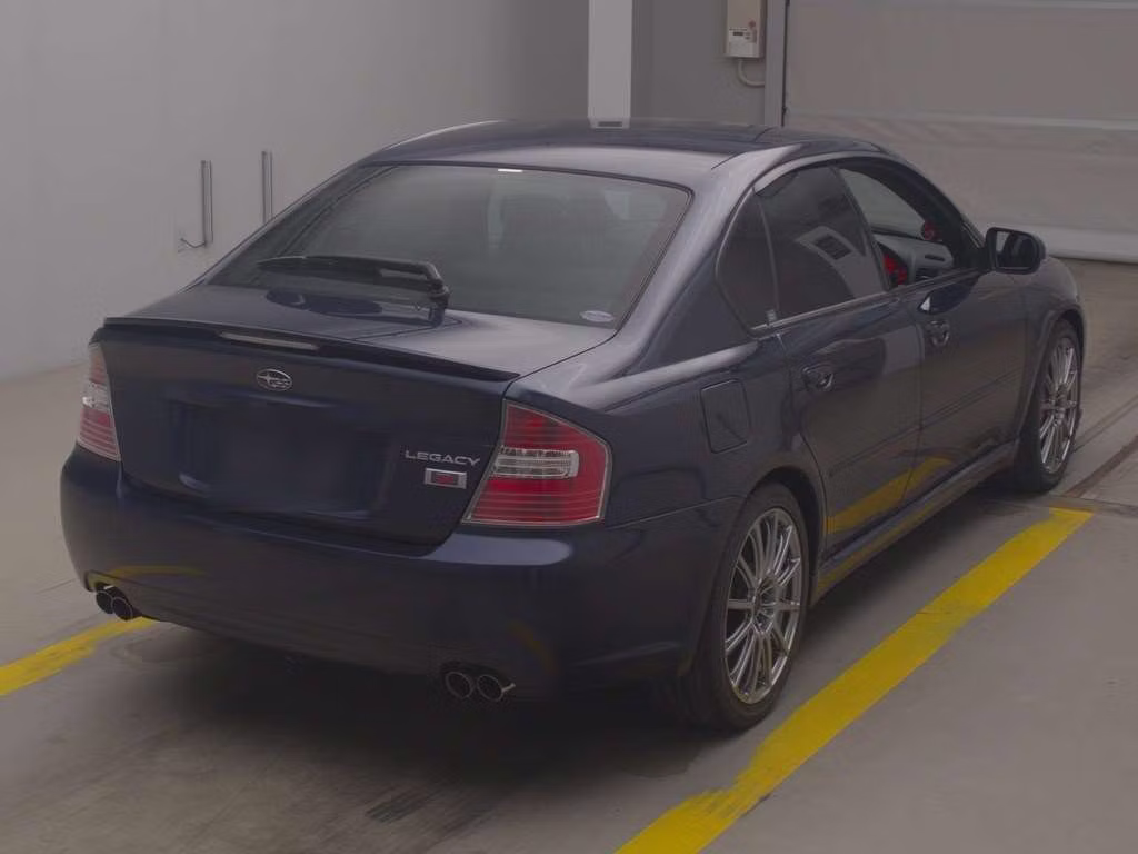 SUBARU LEGACY B4