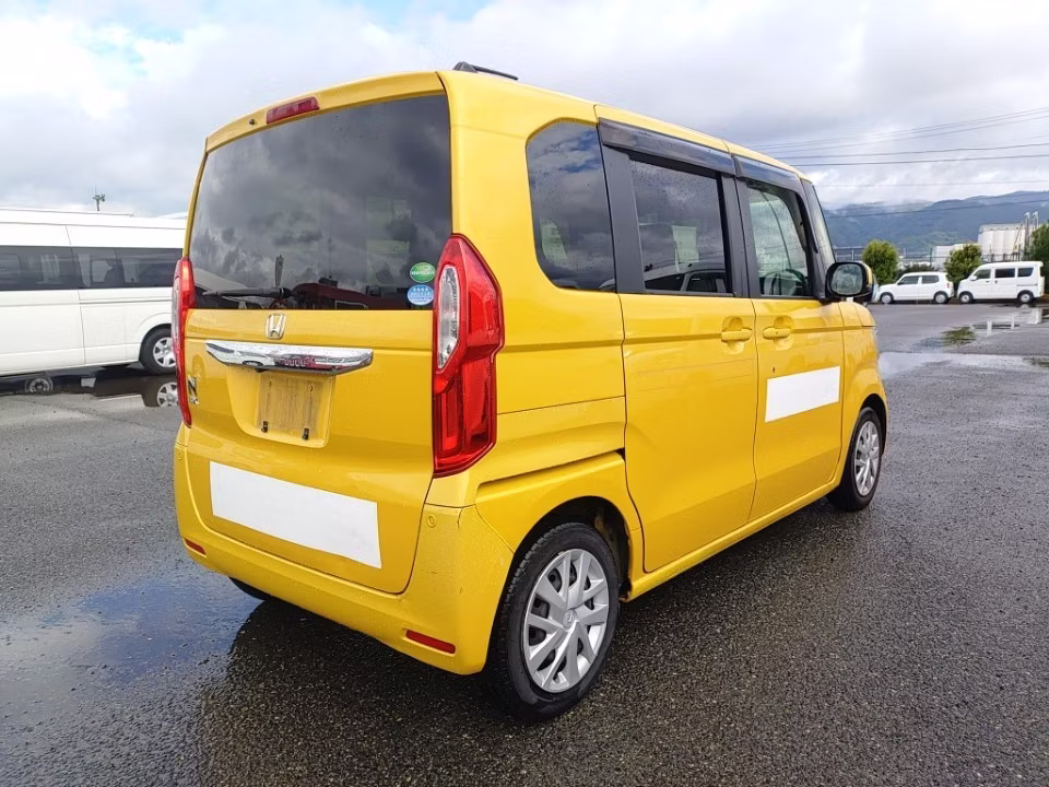 HONDA N-BOX