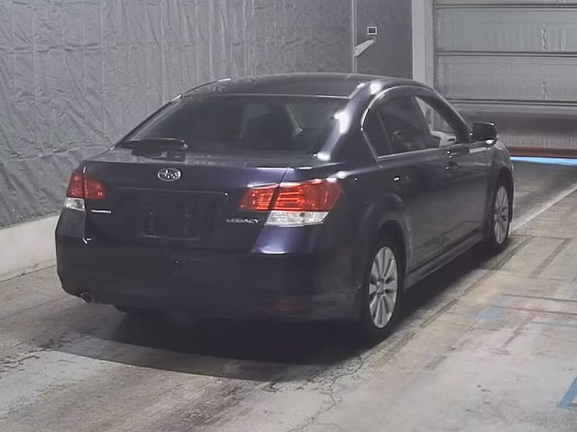 SUBARU LEGACY B4