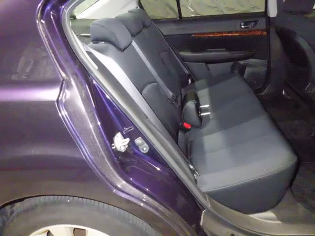 SUBARU LEGACY B4