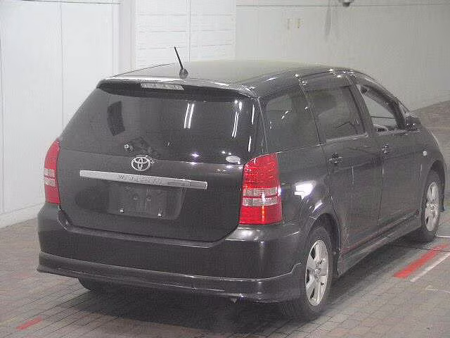 TOYOTA WISH