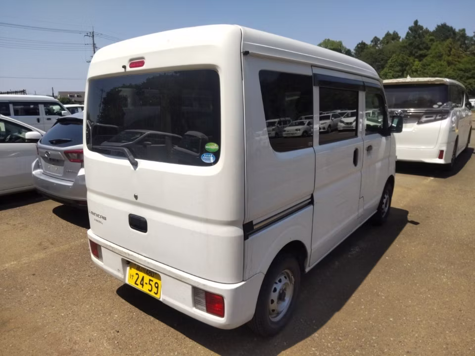 MITSUBISHI MINICAB