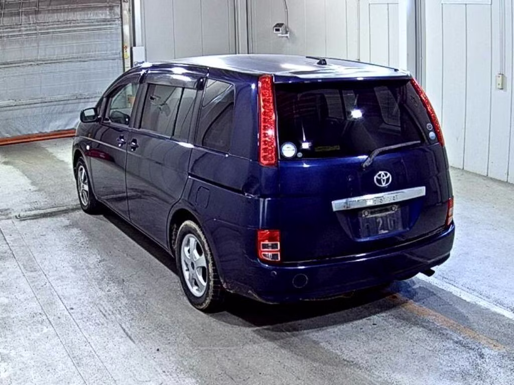 TOYOTA ISIS