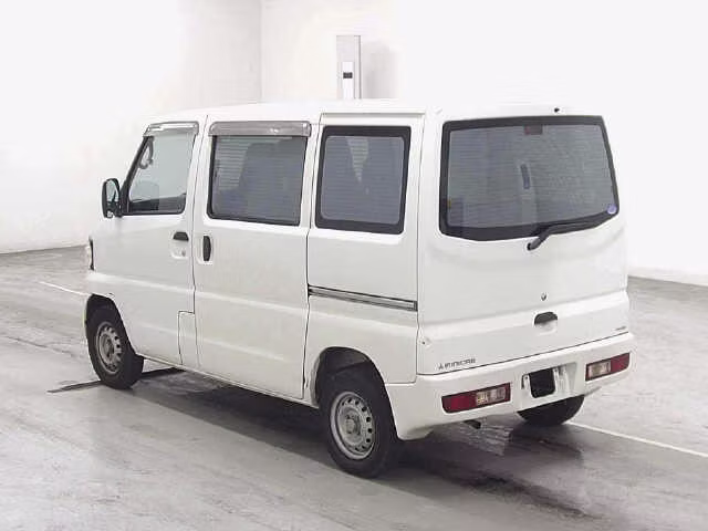 MITSUBISHI MINICAB