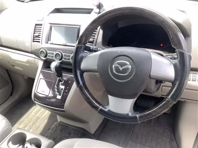 MAZDA MPV