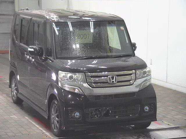 HONDA N-BOX