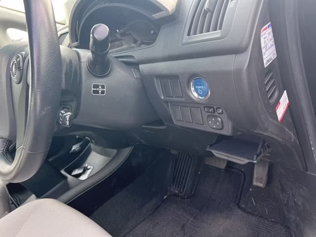 TOYOTA SAI