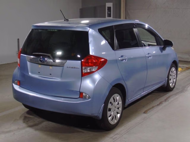 SUBARU TREZIA
