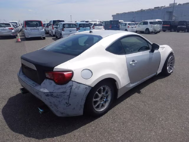 TOYOTA GT 86