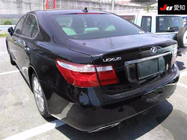 LEXUS LS460