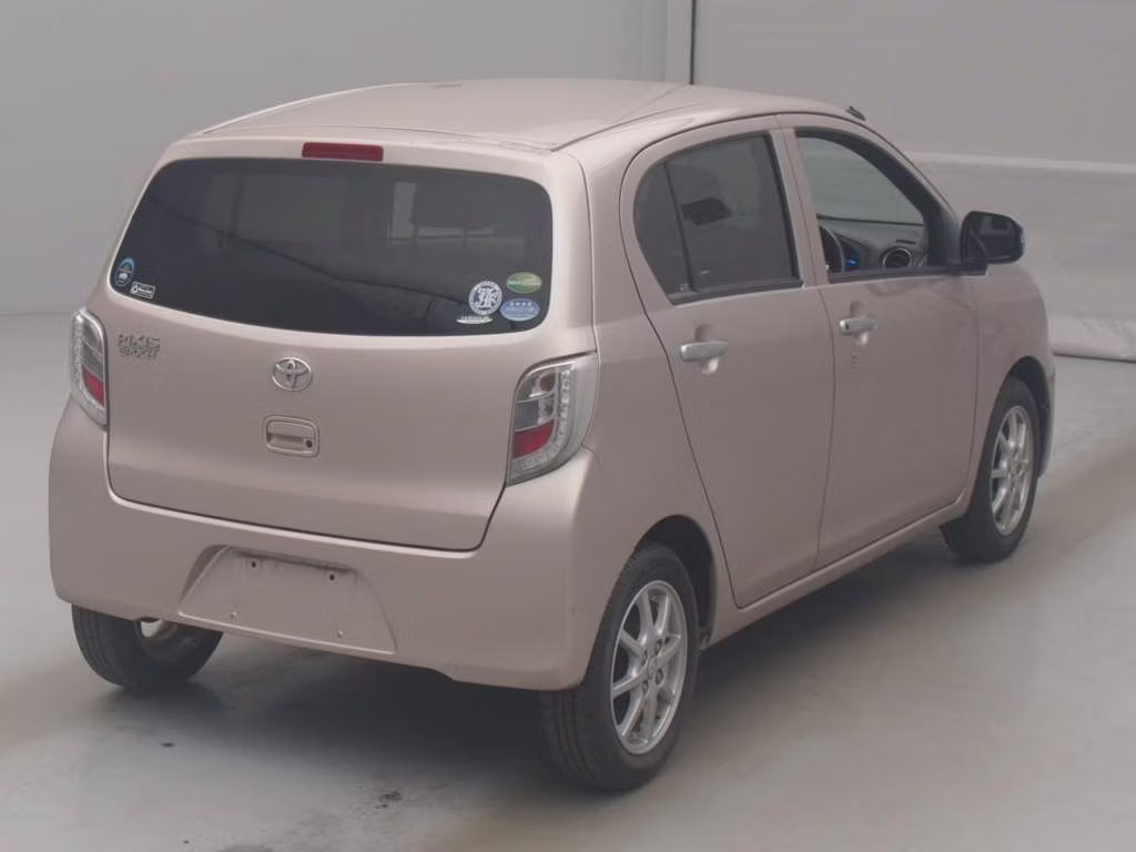 TOYOTA PIXIS EPOCH