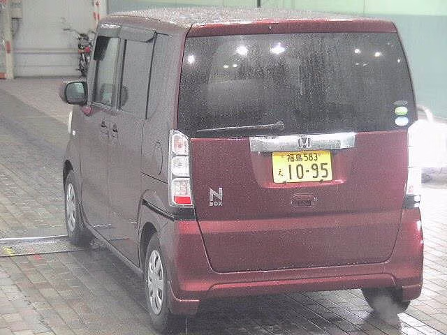 HONDA N-BOX