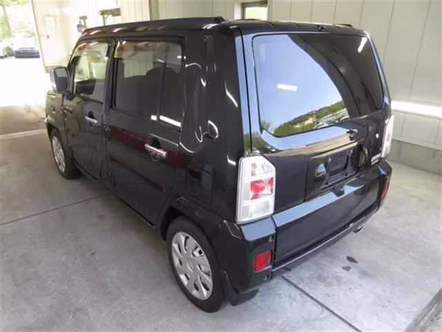 DAIHATSU NAKED