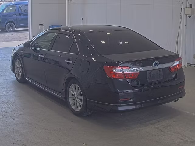 TOYOTA CAMRY
