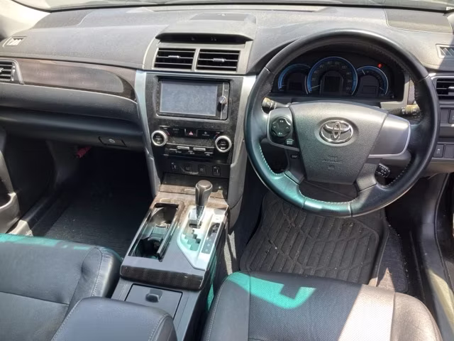 TOYOTA CAMRY