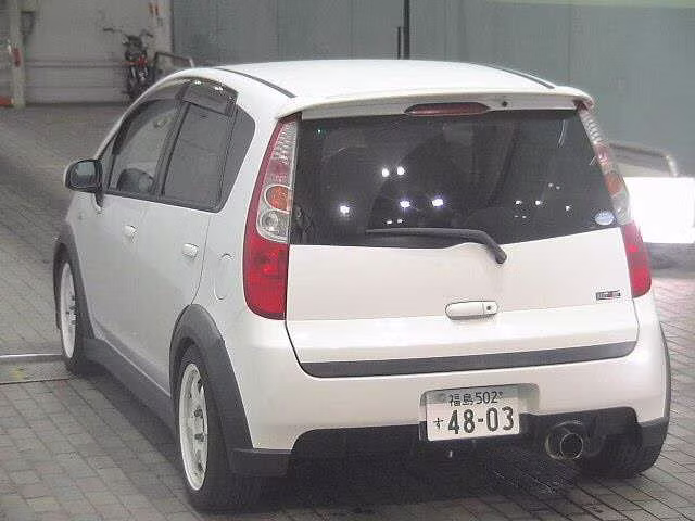 MITSUBISHI COLT