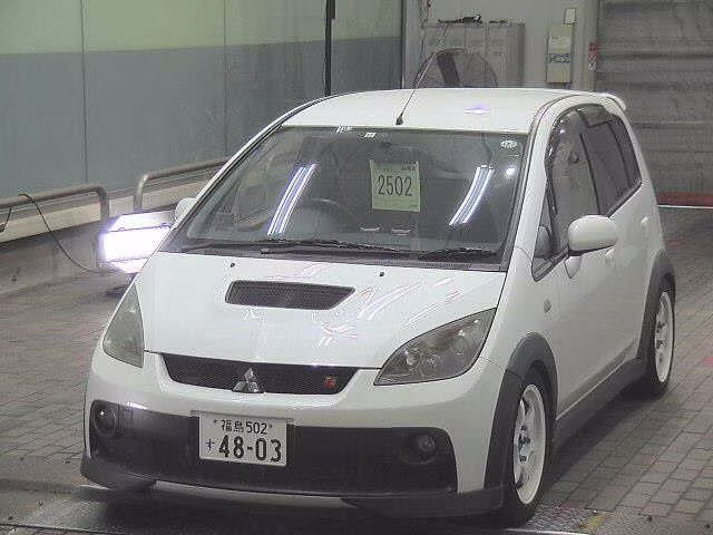 MITSUBISHI COLT
