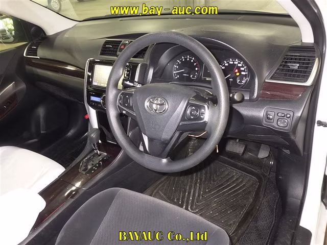 TOYOTA PREMIO