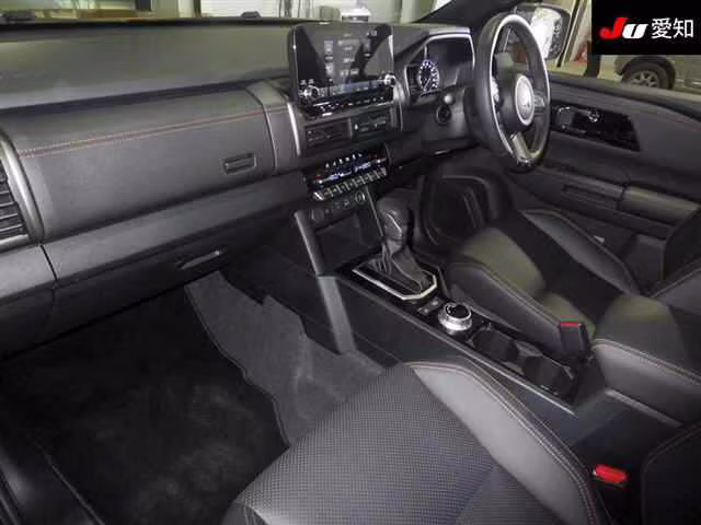 MITSUBISHI TRITON