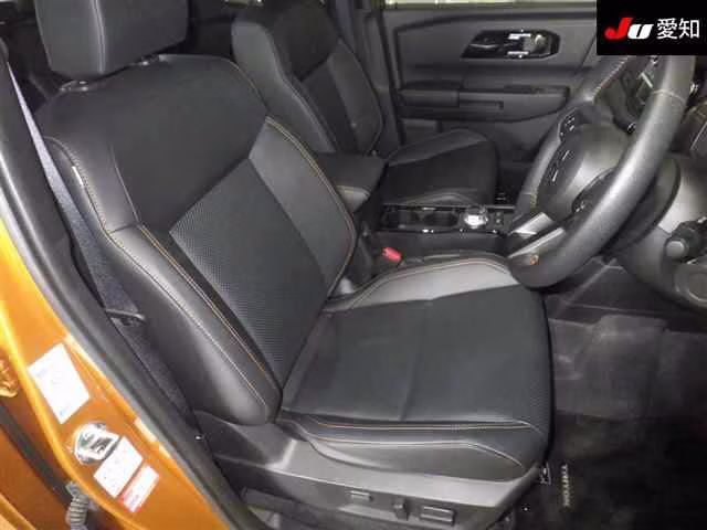 MITSUBISHI TRITON