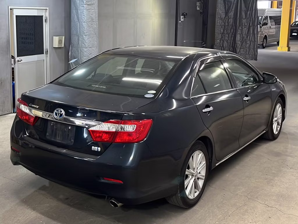 TOYOTA CAMRY