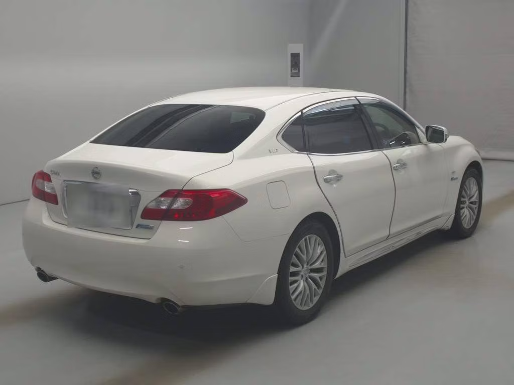 NISSAN CIMA