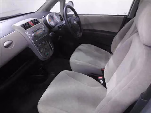HONDA LIFE