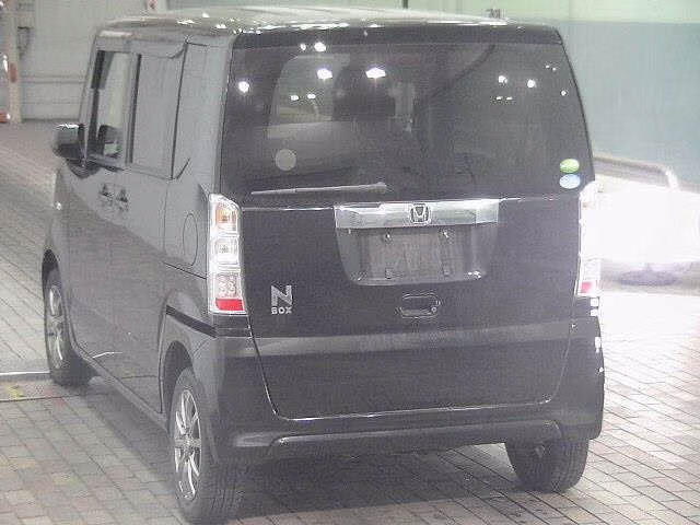 HONDA N-BOX
