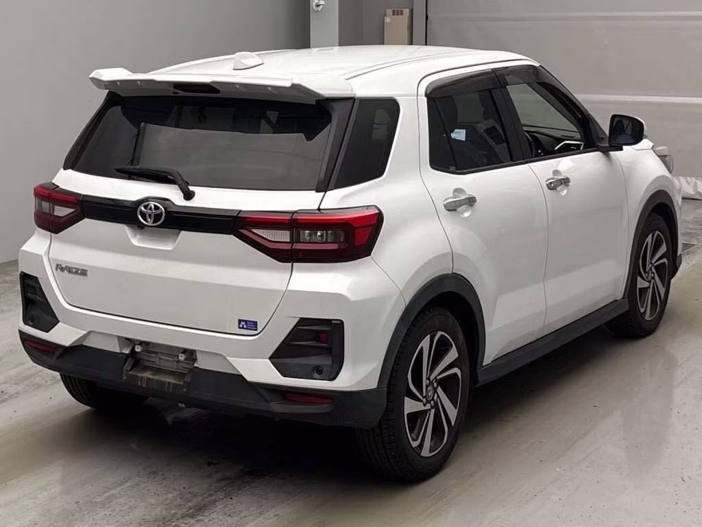 TOYOTA RAIZE