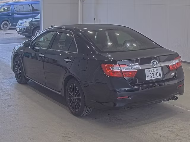 TOYOTA CAMRY