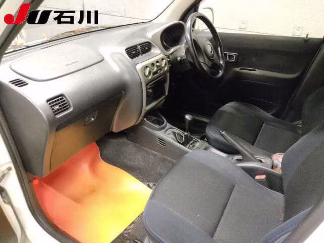 DAIHATSU TERIOS KID