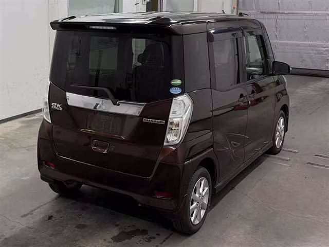 MITSUBISHI EK SPACE