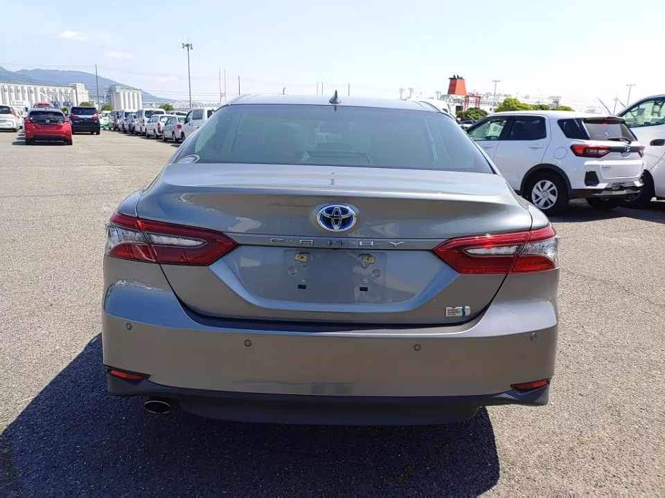 TOYOTA CAMRY