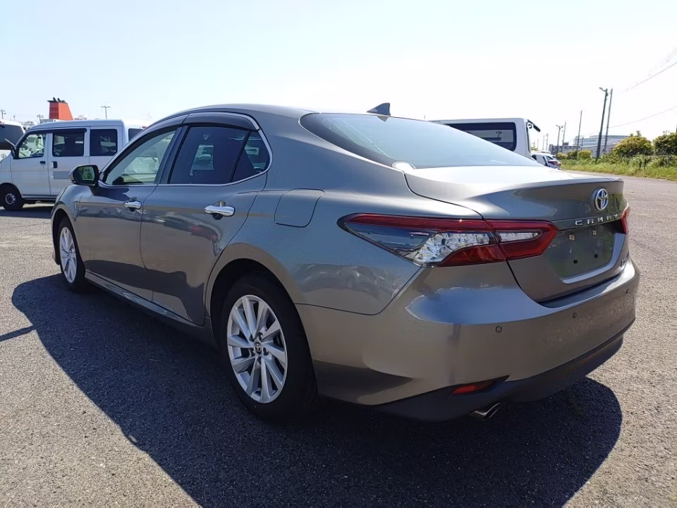 TOYOTA CAMRY