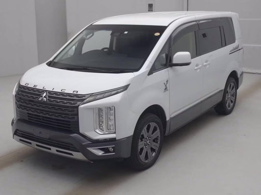 MITSUBISHI DELICA D:5