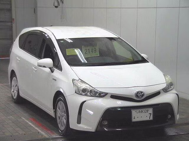 TOYOTA PRIUS ALPHA
