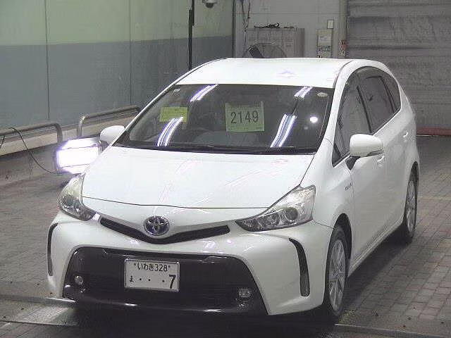 TOYOTA PRIUS ALPHA