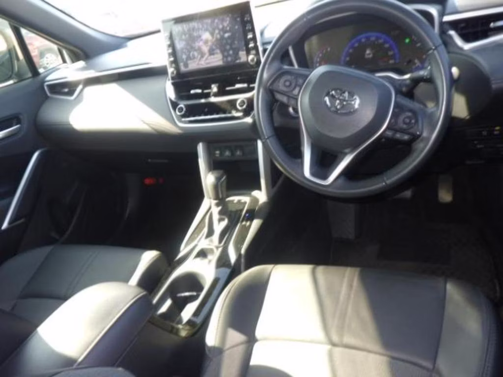 TOYOTA COROLLA CROSS