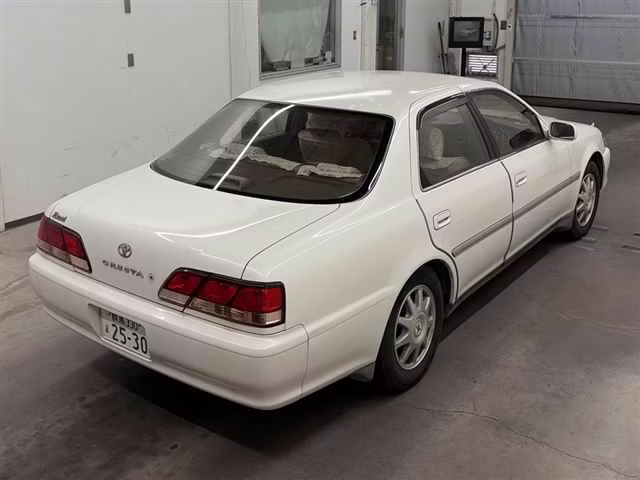 TOYOTA CRESTA