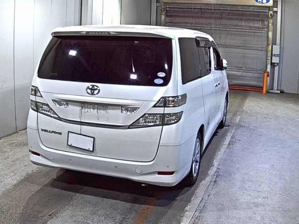 TOYOTA VELLFIRE