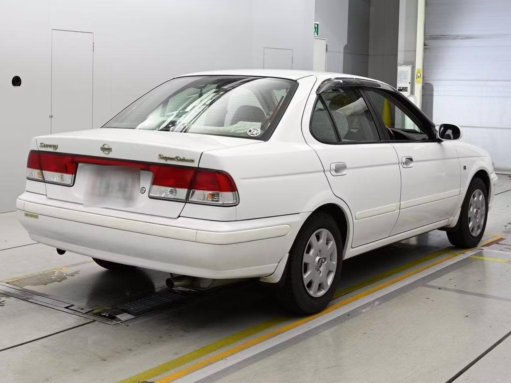 NISSAN SUNNY