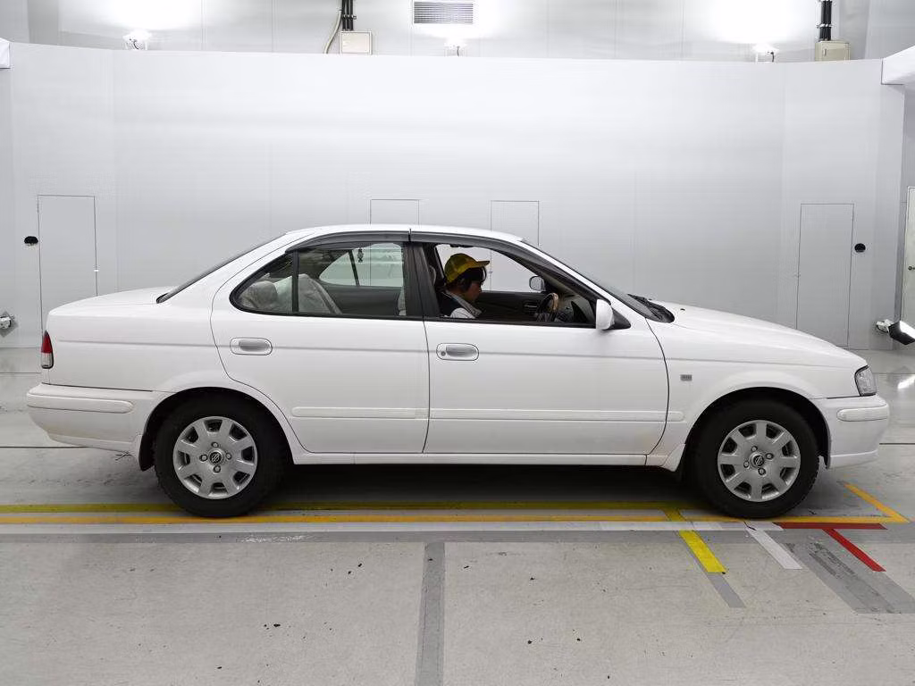 NISSAN SUNNY