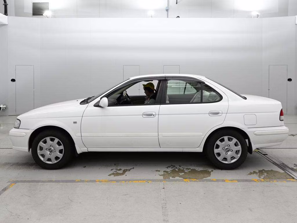 NISSAN SUNNY